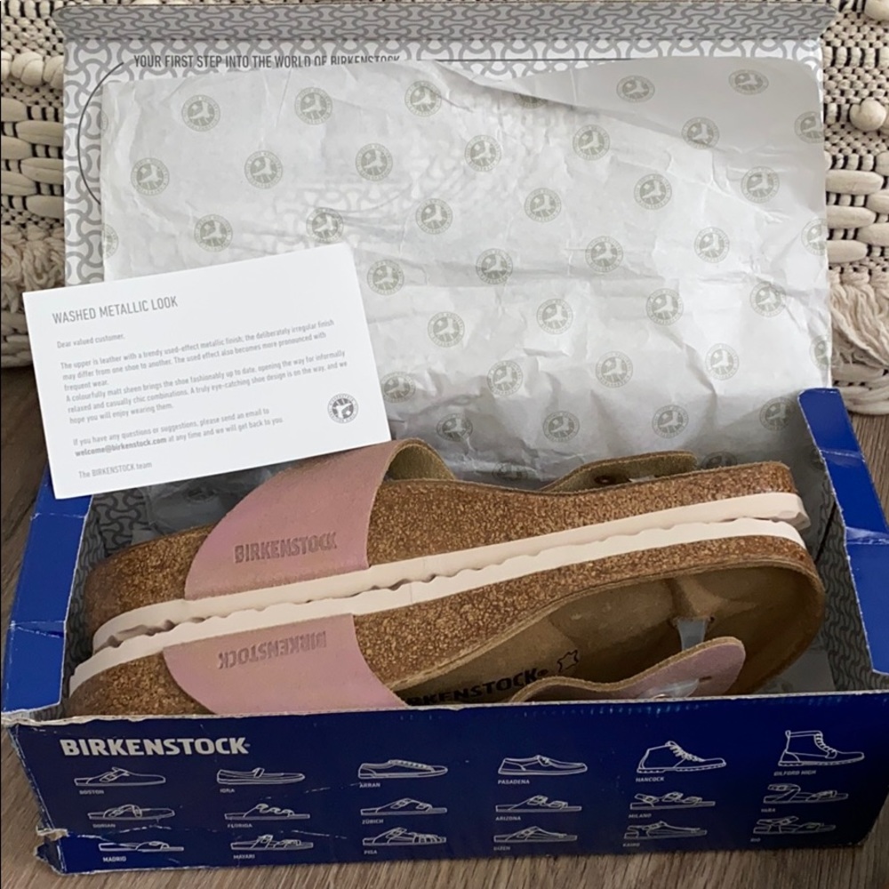 Birkenstock sandals. Pink metallic